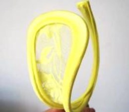 Kalhotky C-string elegance žluté krajkové